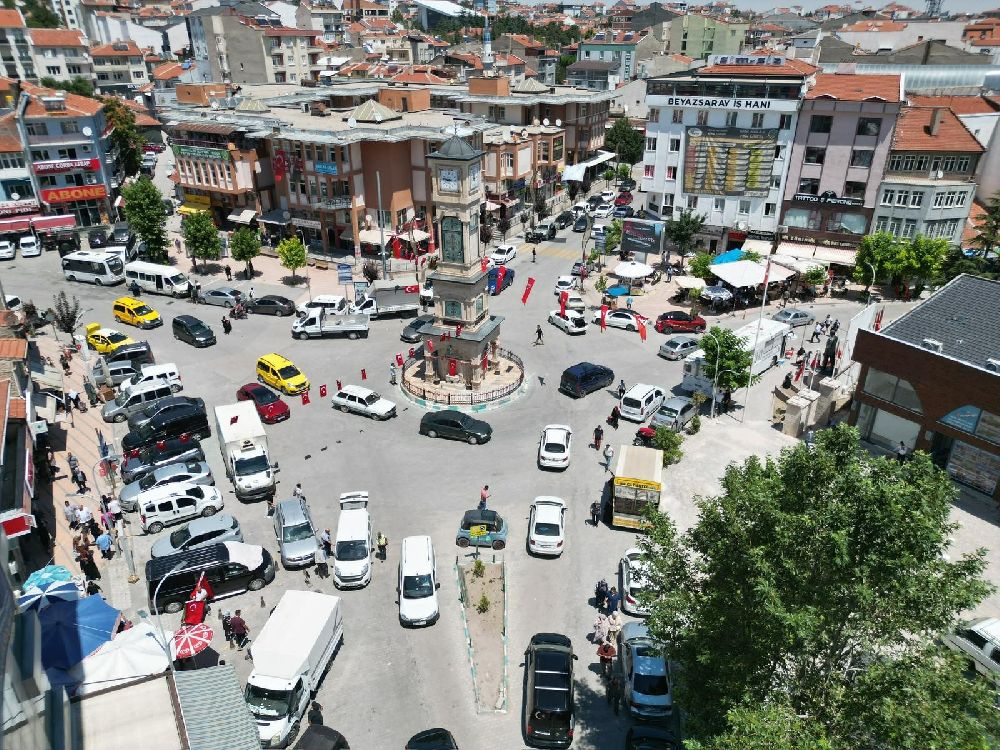 Bu ilçede 45 bin olan nüfus yazın 200 binlere çıkıyor