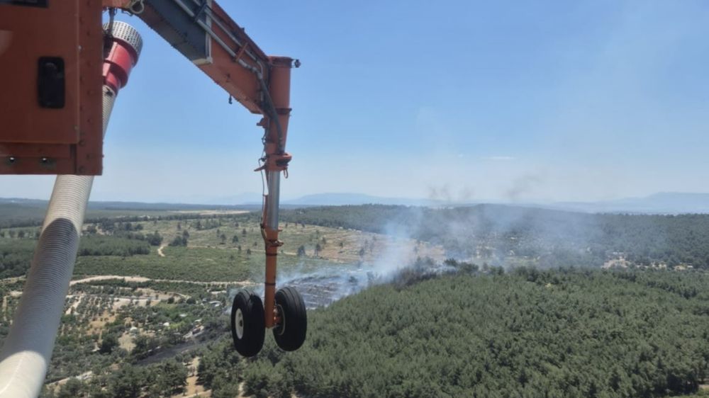 Buca yangınına takviye yapıldı, çalışmalar iyiye gidiyor