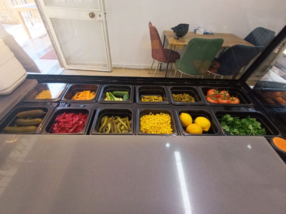 Bucak’ta ilk ve tek Katkısız el yapımı çiğ köftenin adresi Yaşar El Yapımı ÇiğKöfte