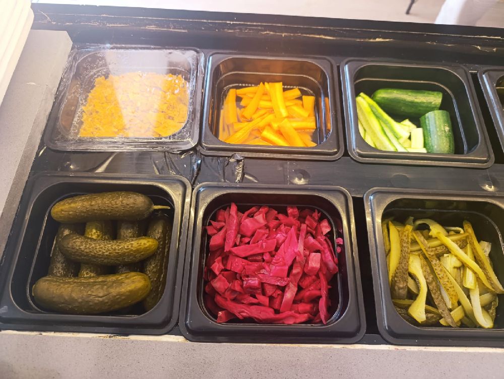 Bucak’ta ilk ve tek Katkısız el yapımı çiğ köftenin adresi Yaşar El Yapımı ÇiğKöfte