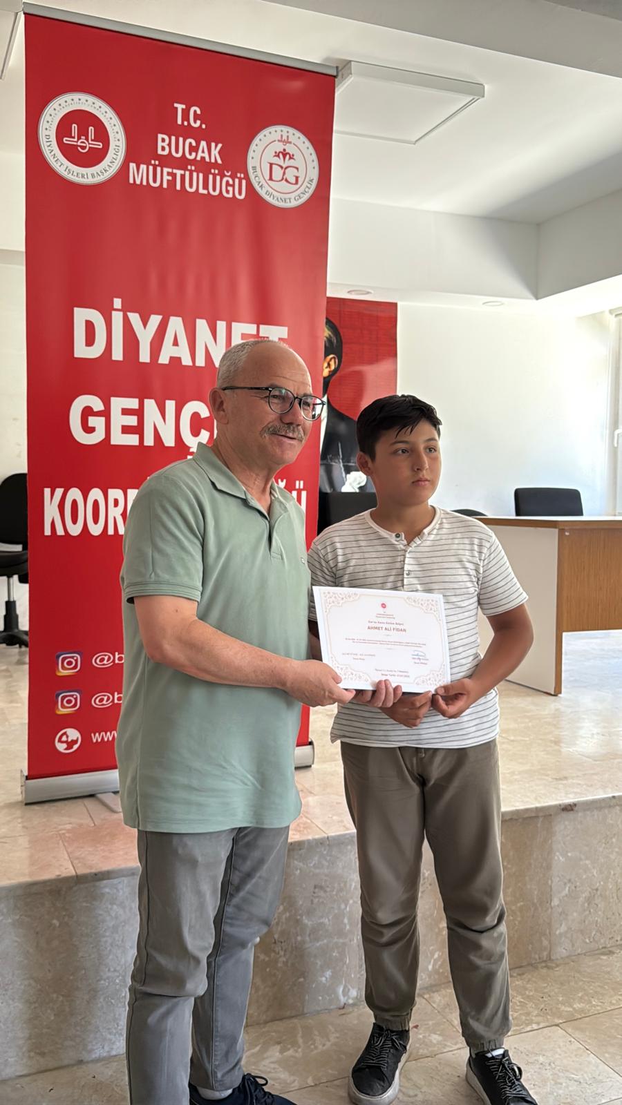 Bucak’ta Yatılı Yaz Kur’an Kursları sertifika töreniyle sona erdi