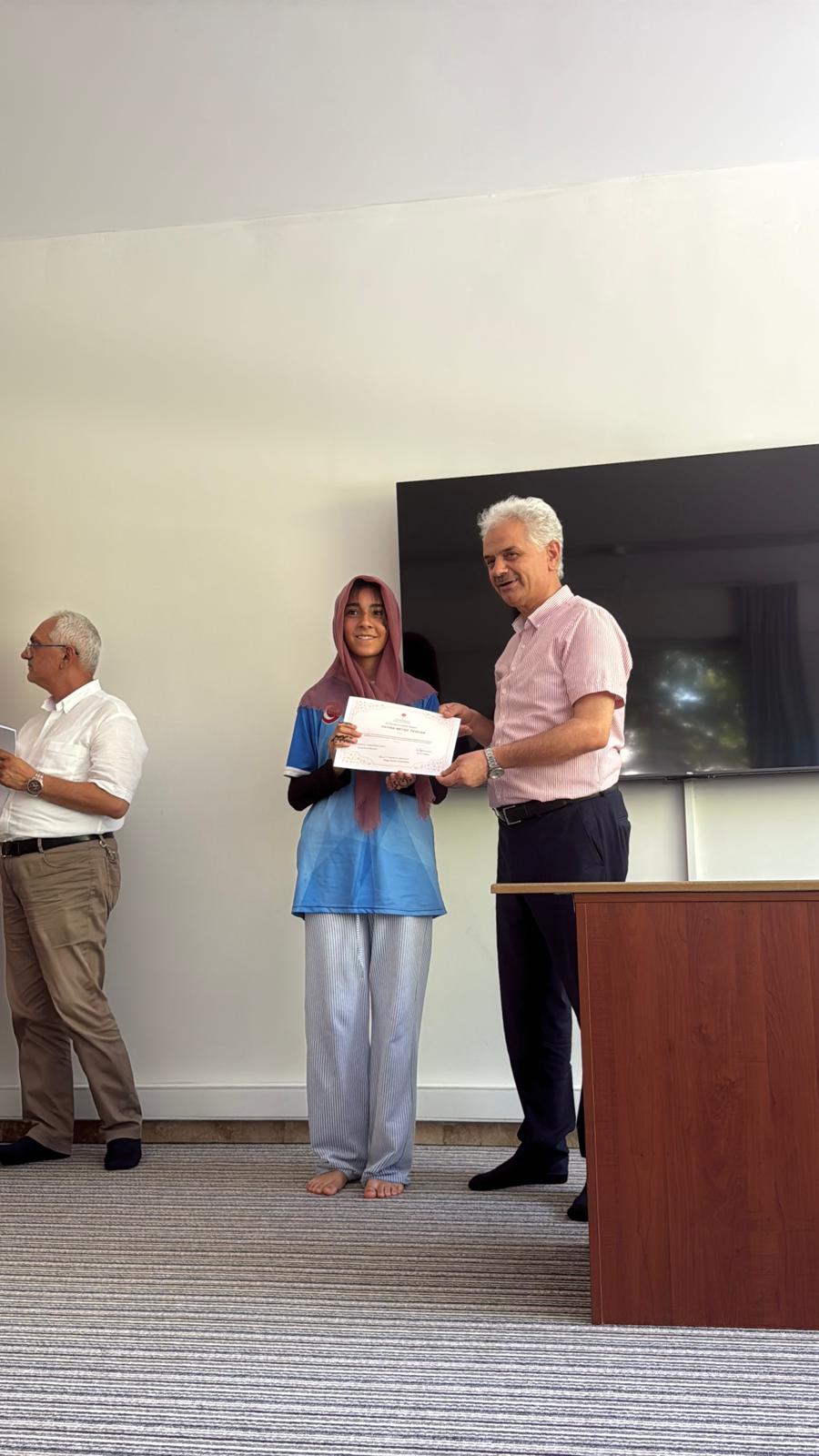 Bucak’ta Yatılı Yaz Kur’an Kursları sertifika töreniyle sona erdi