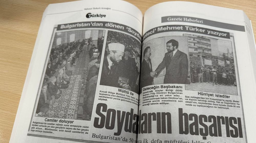 Bulgaristan Türk Edebiyatı’nın yaşayan en önemli temsilcilerinden Mehmet Türker’e ‘Özgürlüğün Peşinde Bir Ömür’ kitabı armağan edildi