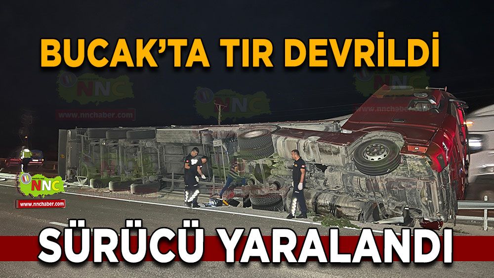 Burdur Antalya yolunda tır devrildi Su kanalına girdi, sürücü yaralandı