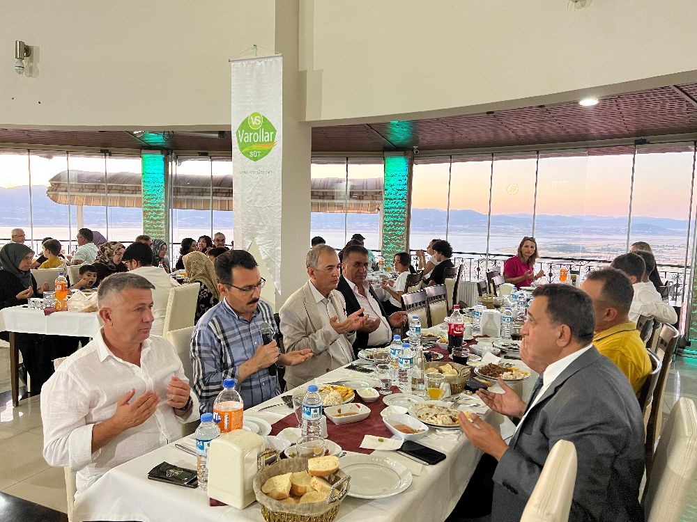 Burdur'da koruyucu ailelerle anlamlı buluşma! Baki Varol'dan anlamlı etkinlik