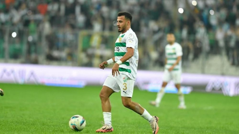 Bursaspor'da Furkan Özyapı ve Abdullah Tazgel ile yollar ayrıldı