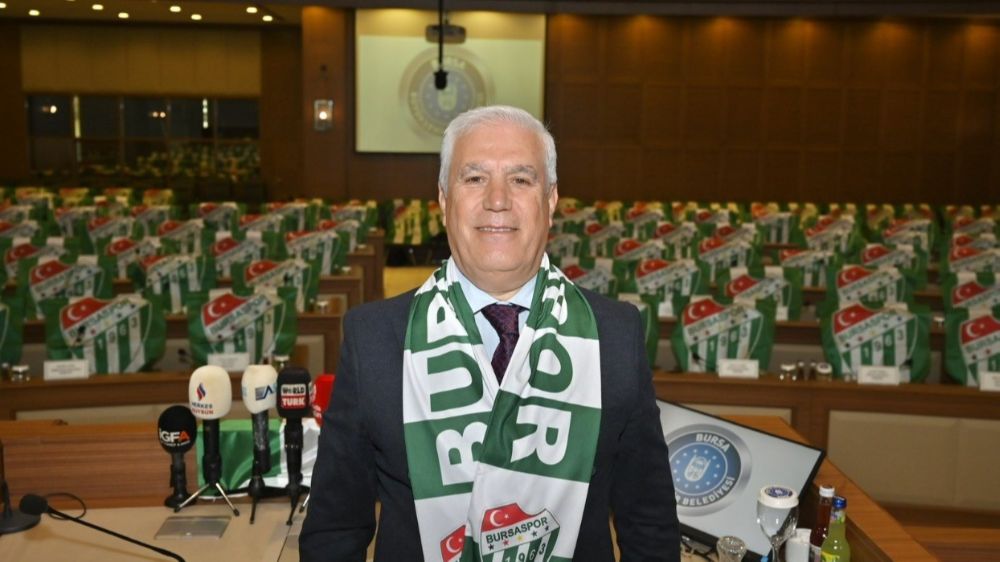 Bursaspor taraftarından, Mustafa Bozbey’e teşekkür yağmuru