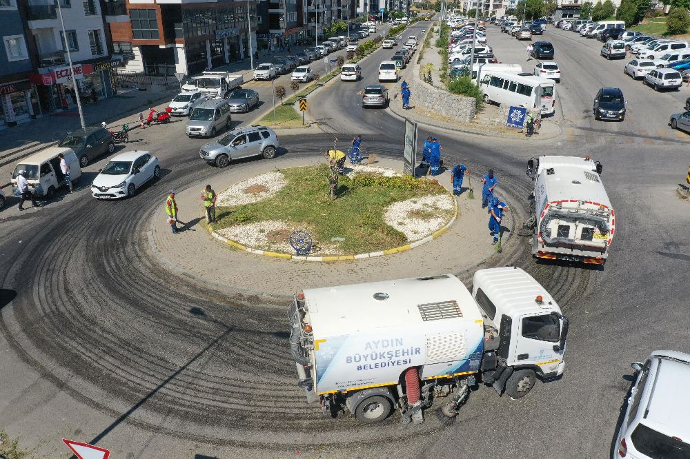 Büyükşehir’den Söke’de bakım seferberliği
