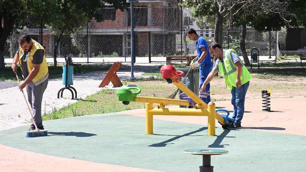 Büyükşehir ekiplerinden Germencik’te eşzamanlı çalışma