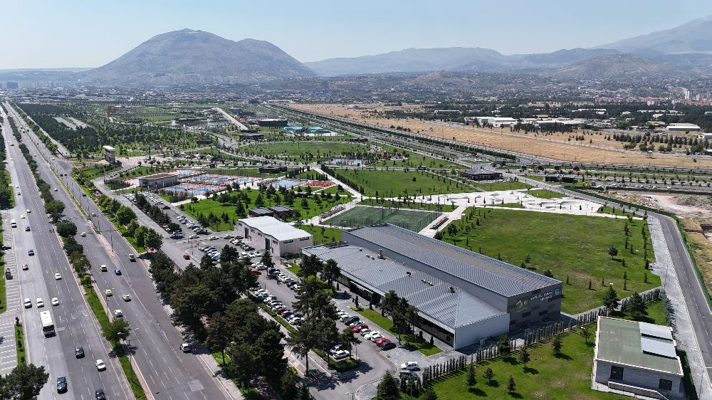 Büyükşehir, Türkiye’deki ilk yerli ve milli havuz sterlizasyon sistemi ile örnek oluyor