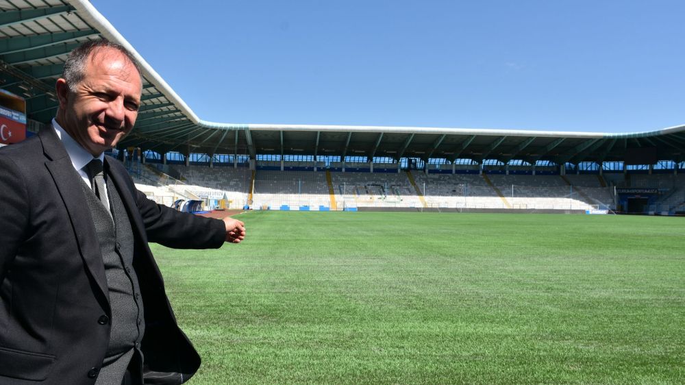 Çakmur hibrit çim zemini inceledi