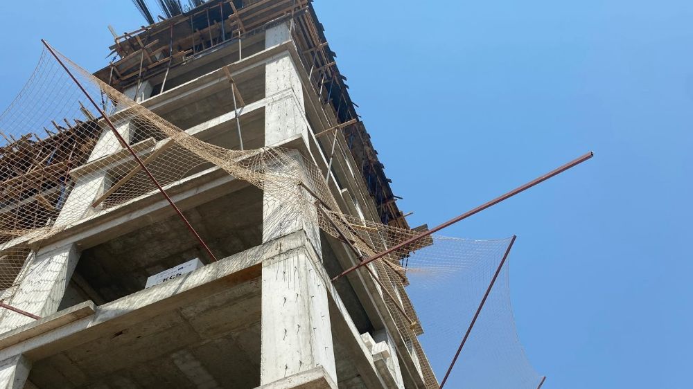 Çalıştığı inşaatın 8'inci katından düşen işçi hayatını kaybetti