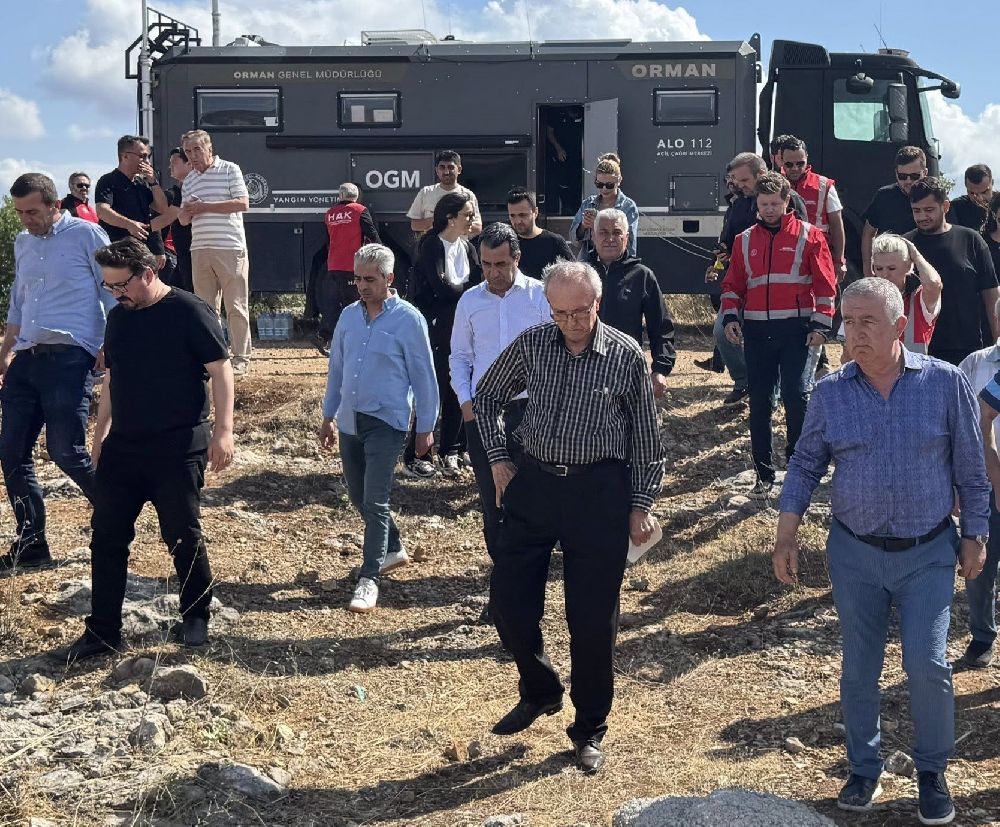 CHP Genel Başkan Yardımcı Erhan Adem, yangın bölgesine geldi