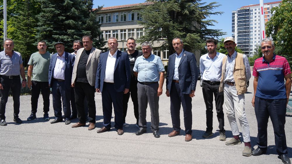 Çiftçilerden DSİ isyanı: "Patlayan borularımız yapılmıyor"