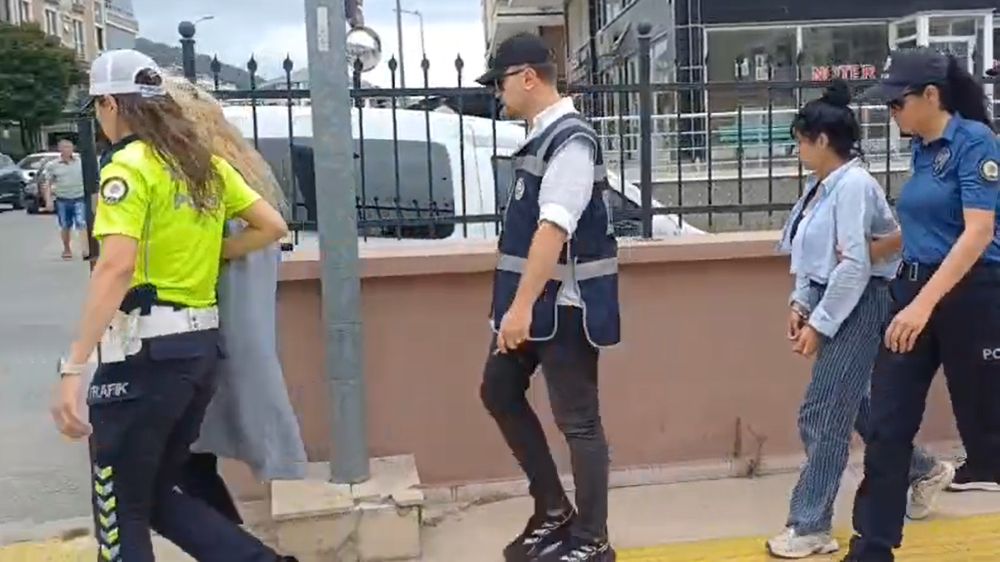 Çınarcık'ta yazlıklardan milyonluk vurgun yapan 2 kadın hırsız yakalandı