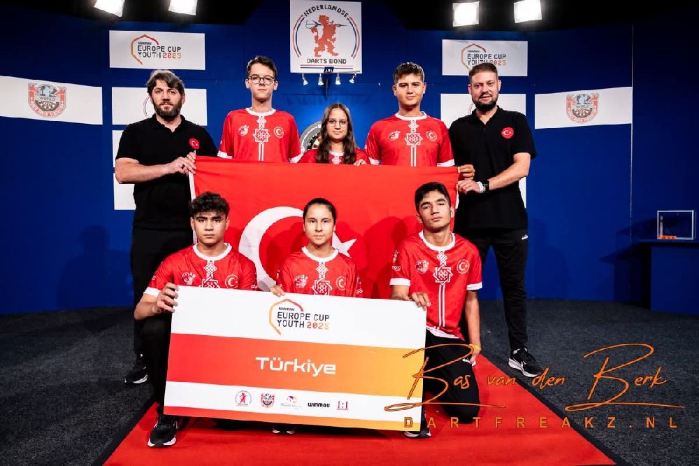 Dart Avrupa Kupası Yarışmalarında Denizlili sporcular Avrupa şampiyonu oldu