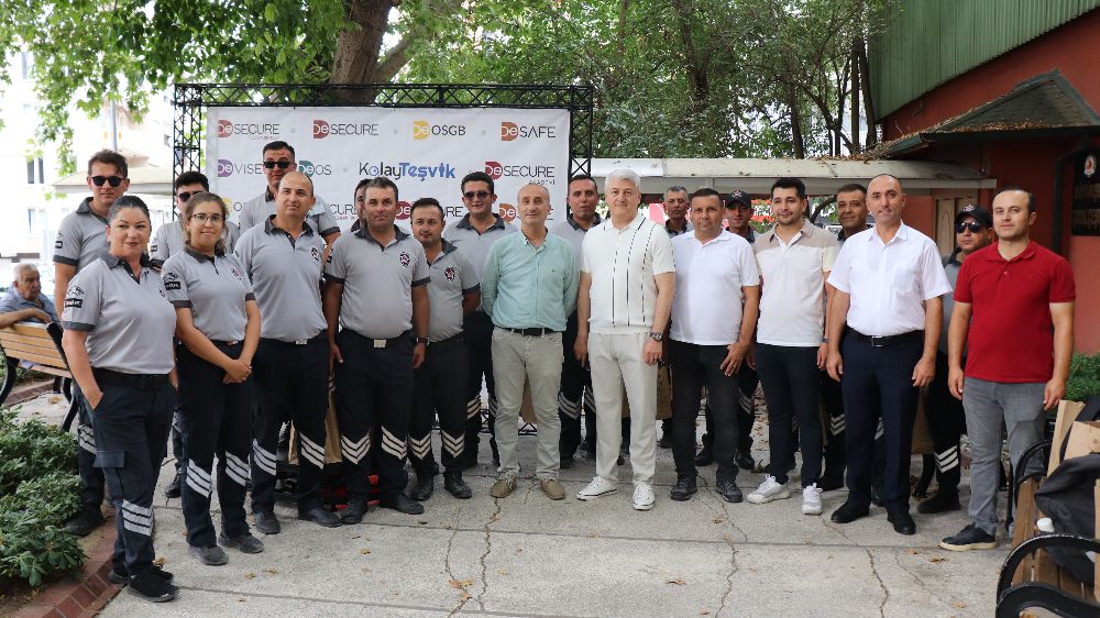 Desecure, gizli kahramanların hikayeleriyle toplumsal farklılık oluşturdu