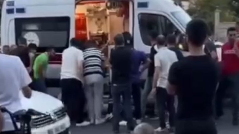 Diyarbakır'da 2 kişinin öldüğü silahlı kavgada acı detay: Eşiyle çocuğunu parka götürürken kurşunların hedefi olmuş