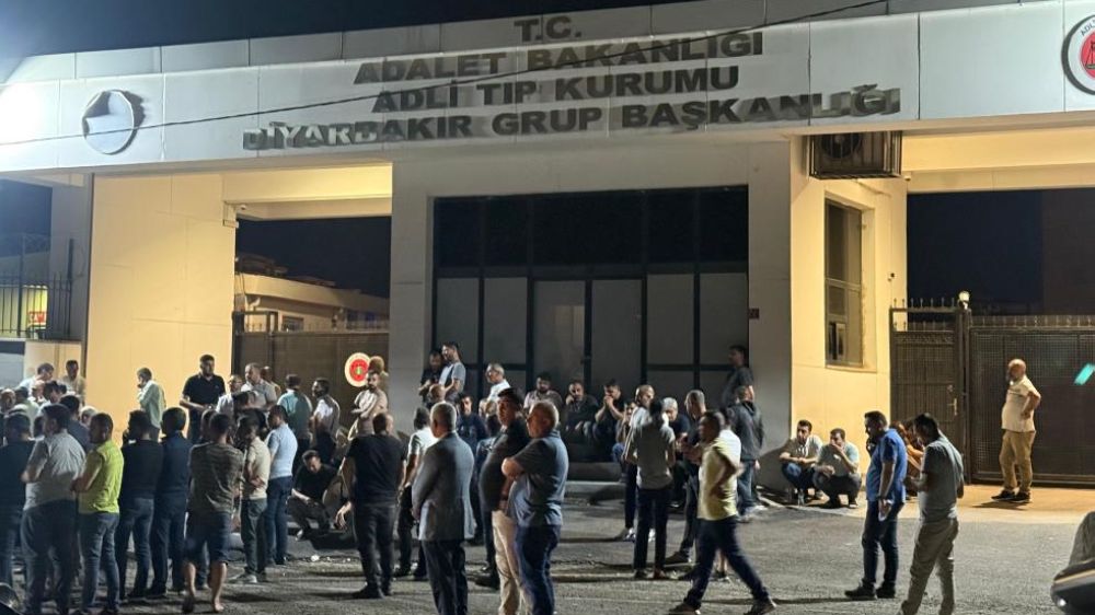    Diyarbakır'da husumetli aileler arasında kavga 2 ölü