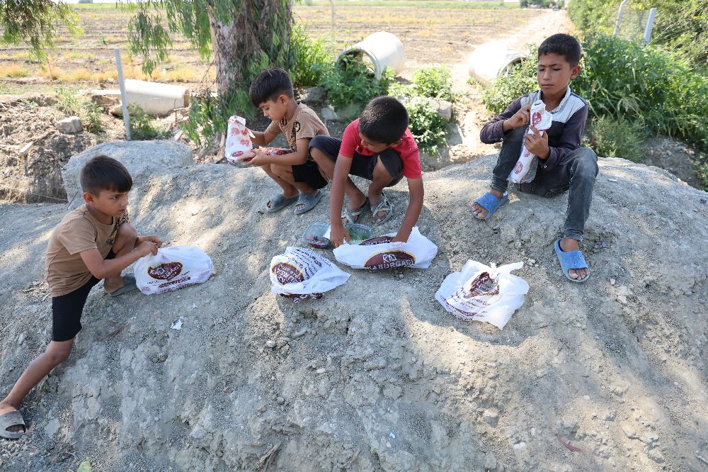 'Dünya Kebap Günü'nde çocuklar unutulmadı
