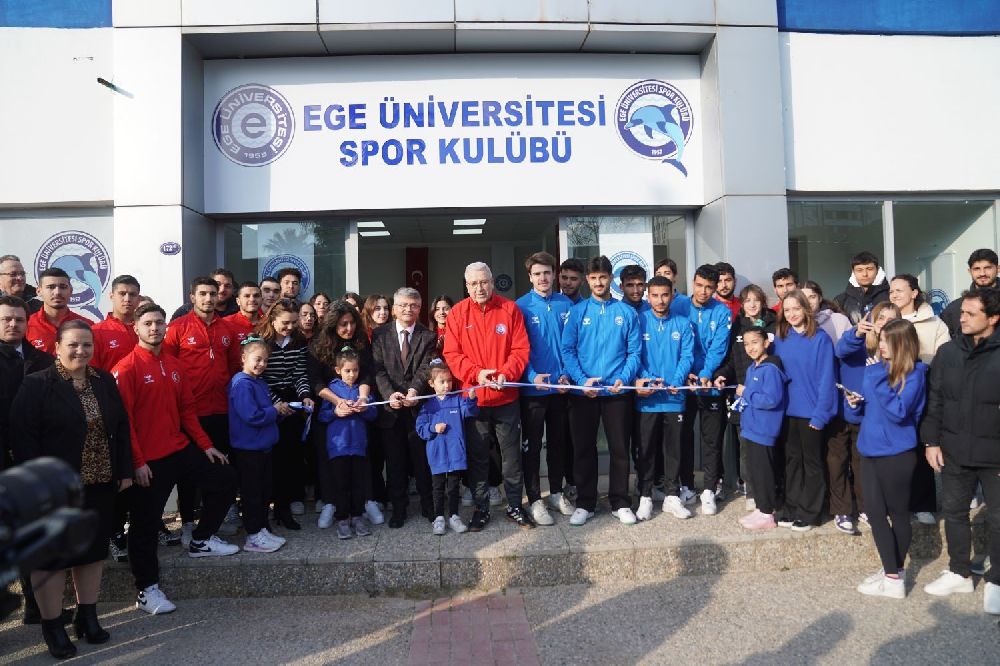 Ege Üniversitesi, Sualtı Ragbisi Türkiye Şampiyonası’nda dörtte dört yaptı