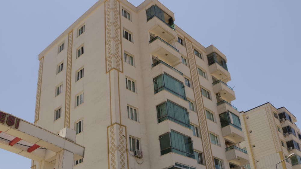 Ejegül'ün 8. kattan düşerek öldüğü apartmanın yöneticisi: ''Cemil K., 2 ay önce gelip dua etmiş''