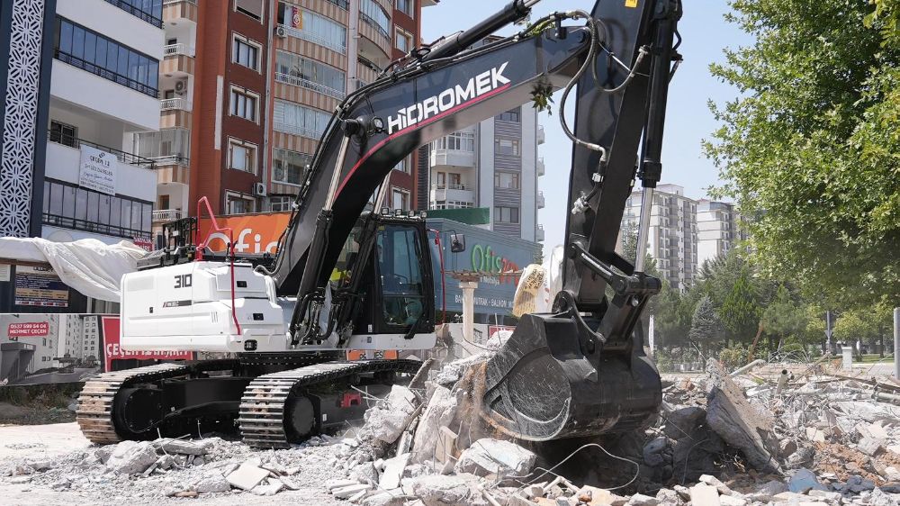 Elazığ’da Hazardağlı Kavşağı düzenleme çalışmaları başladı
