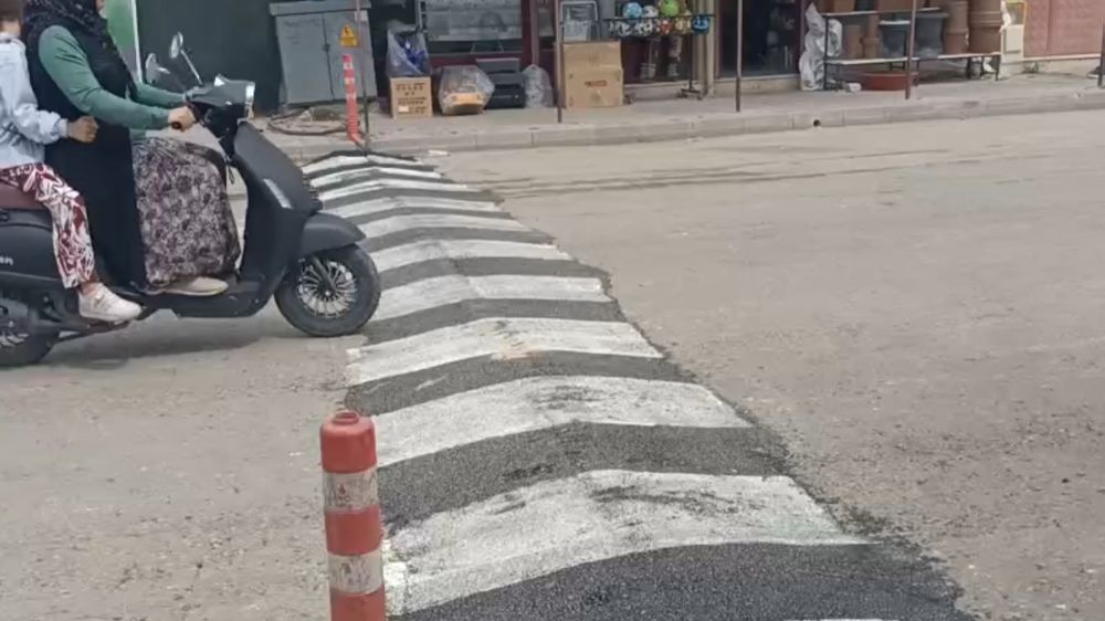 Elektrik hattı korunsun diye yapılan kasis, motosikletliyi hastanelik etti