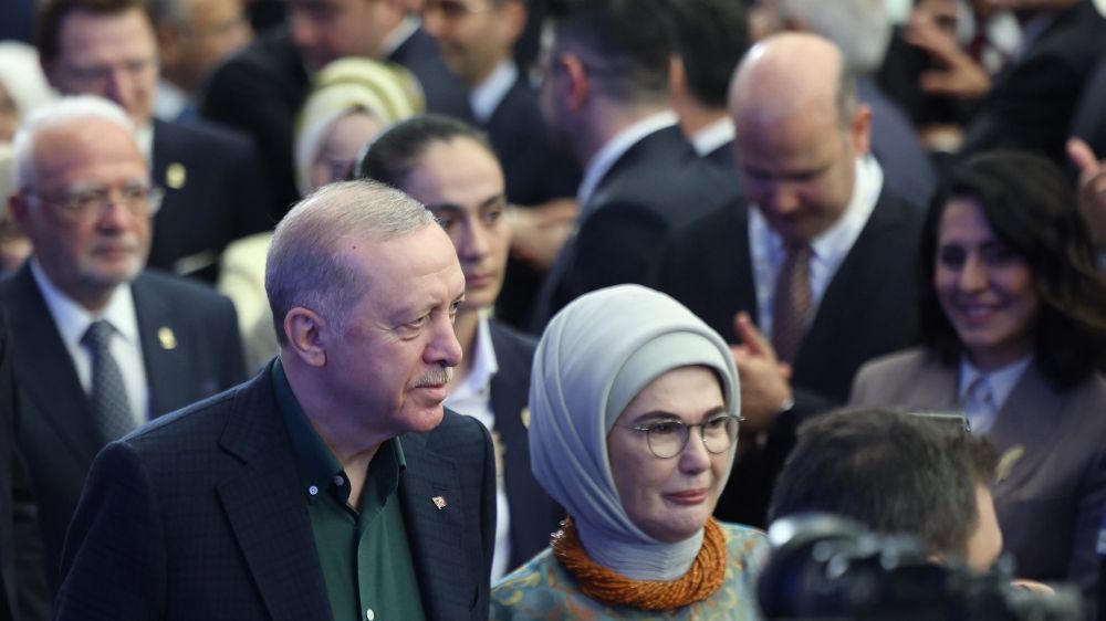 Emine Erdoğan'dan AK Parti 32. İstişare ve Değerlendirme Toplantısı'na ilişkin paylaşım