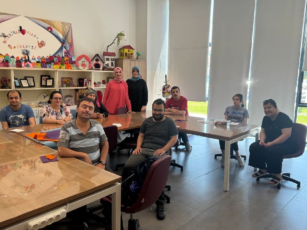 Engelsiz hobi atölyelerinde yaz dönemi başladı