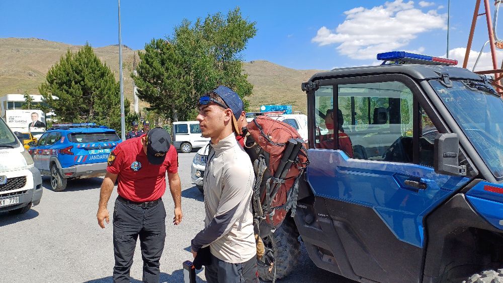 Erciyes'te kendisinden haber alınamayan genç bulundu