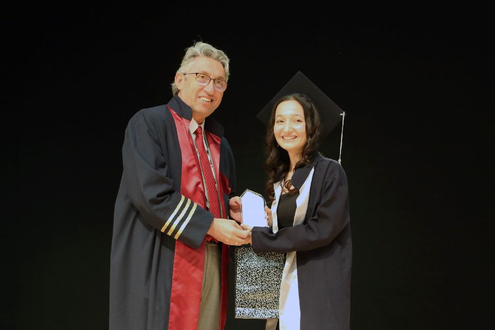 ERÜ Sağlık Bilimleri Fakültesi’nden 295 öğrenci mezun oldu