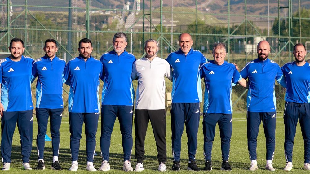 Erzurumspor top başı yaptı