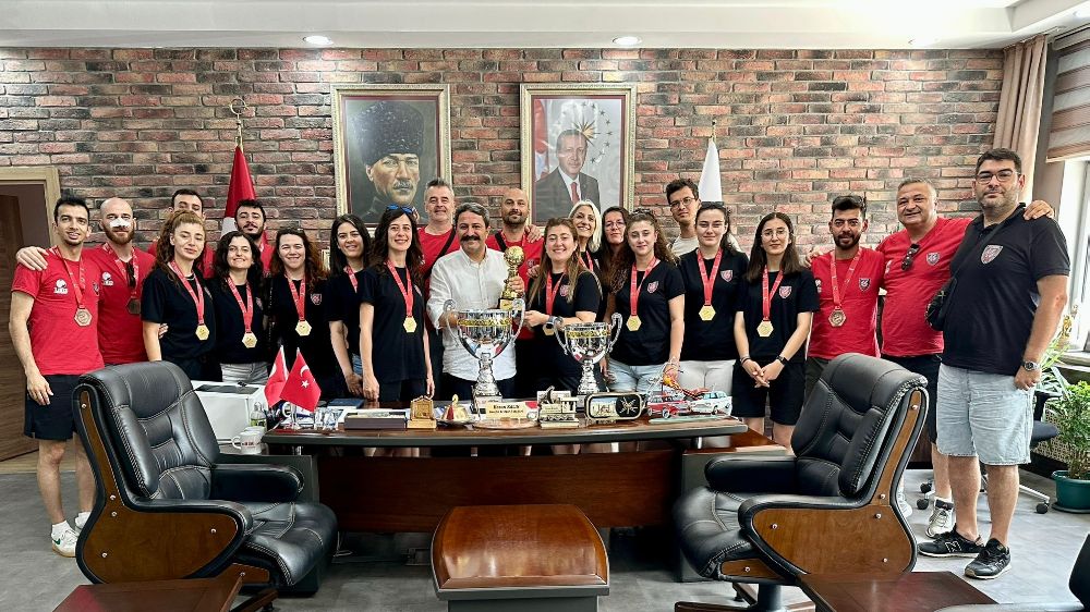 Eskişehirli işitme engelli sporculardan Afyonkarahisar başarısı