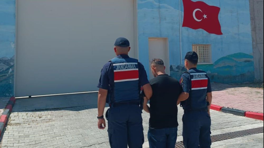 Farklı suçlardan hapis cezalarıyla aranan 9 kişi yakalandı
