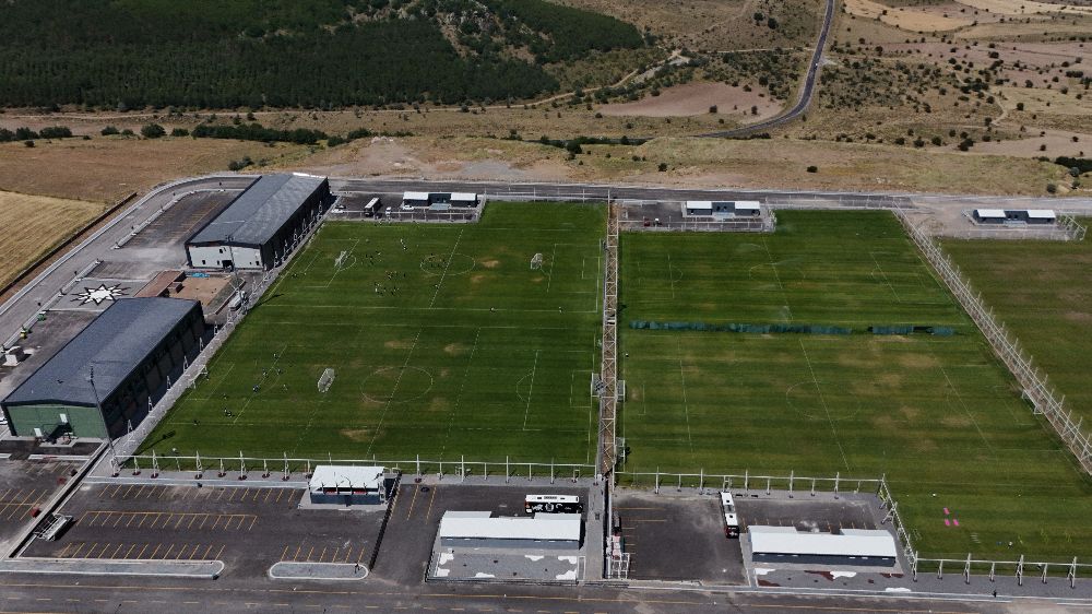 Futbol takımları, yeni sezon öncesi Erciyes Yüksek İrtifa Kamp Merkezi'nde buluşuyor