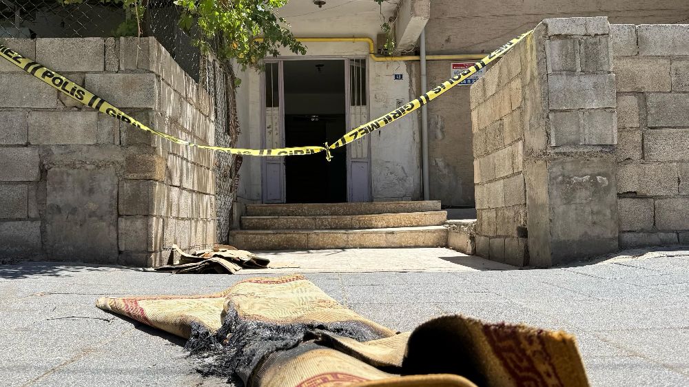 Genç kızın intihar girişimi aile içi faciayla sonuçlandı