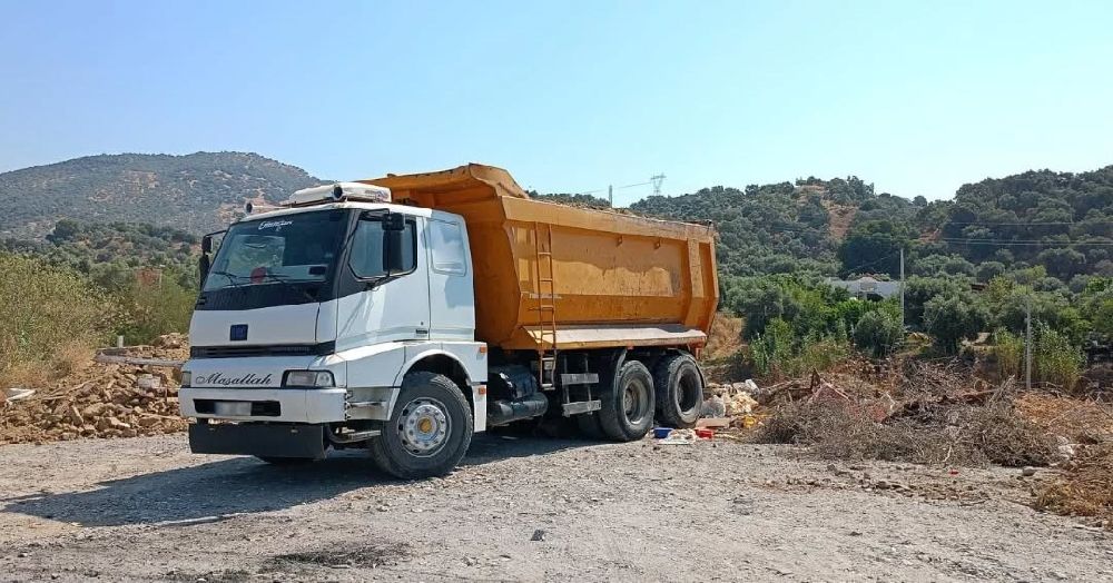 Germencik’te moloz mesaisi