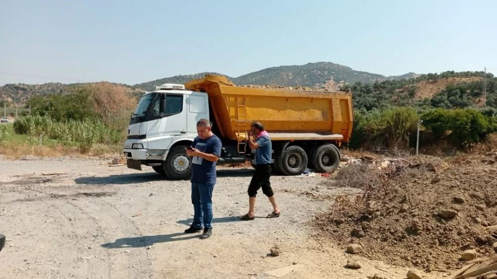 Germencik’te moloz mesaisi