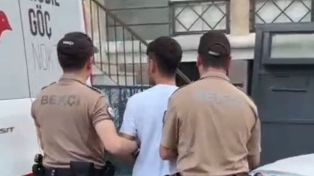 Göçmen kaçakçısı polisten kaçamadı