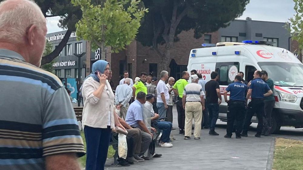 Gönen'de bıçaklı kavga: 1 ölü, 1 yaralı