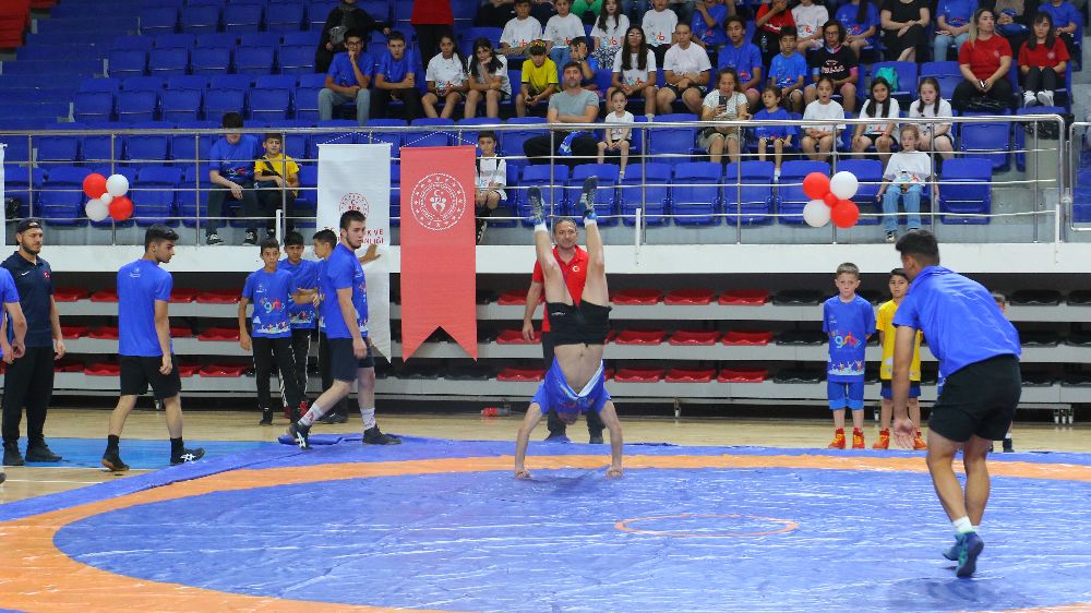 GSB Spor Okulları ve Engelsiz Spor Okulları'nın açılış programı yapıldı