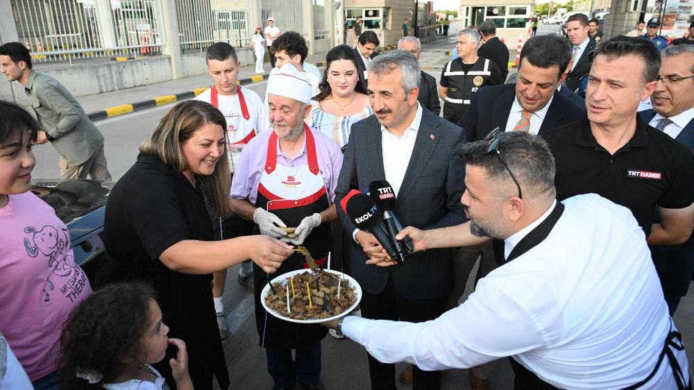 Gurbetçilerin ana vatana yolculuğu başladı