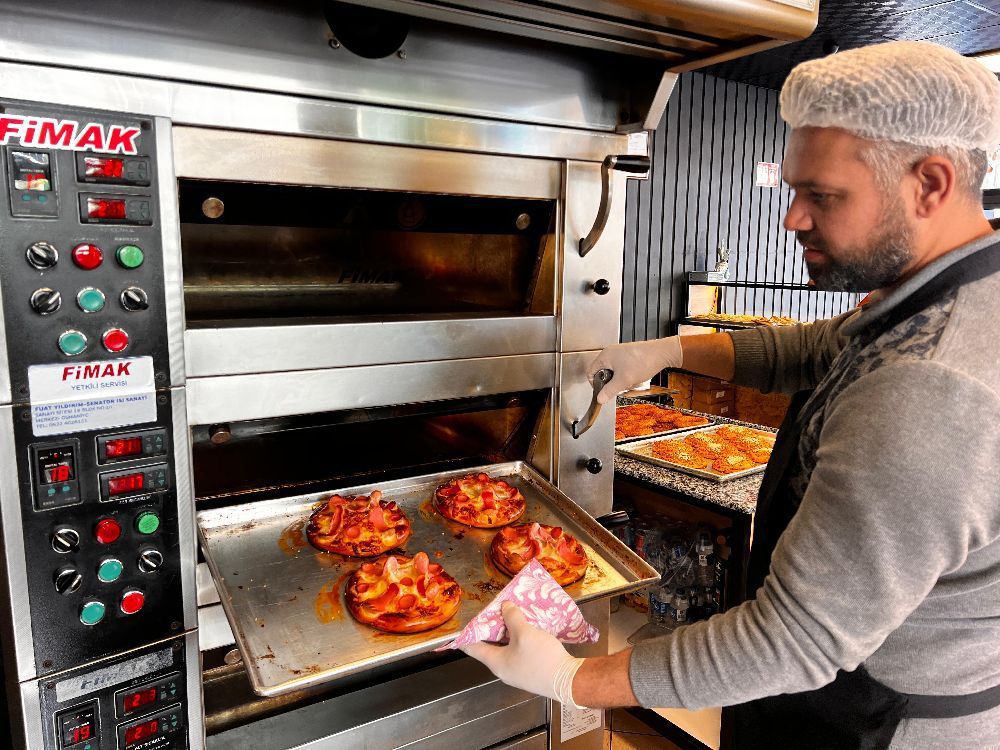Gürlek Unlu Mamulleri ikinci şubesini açtı Tadına doyamayacaksınız