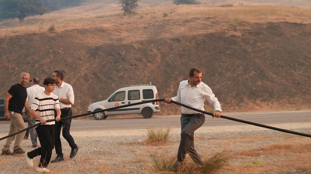 Gürsu Belediye Başkanı Mustafa Işık göz yaşlarını tutamadı