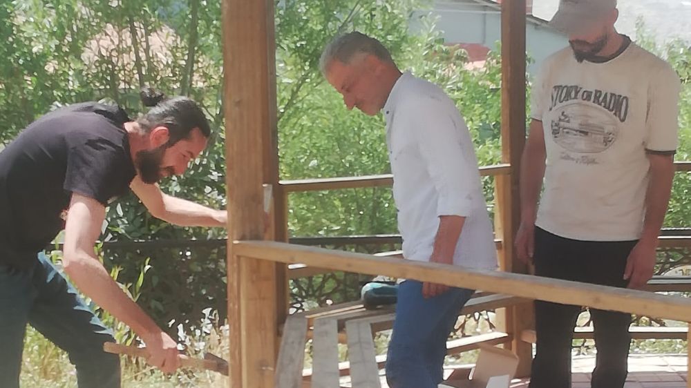 Hakkari’de tahrip edilen ‘Şehit Çetin Deniz Parkı’ onarıldı