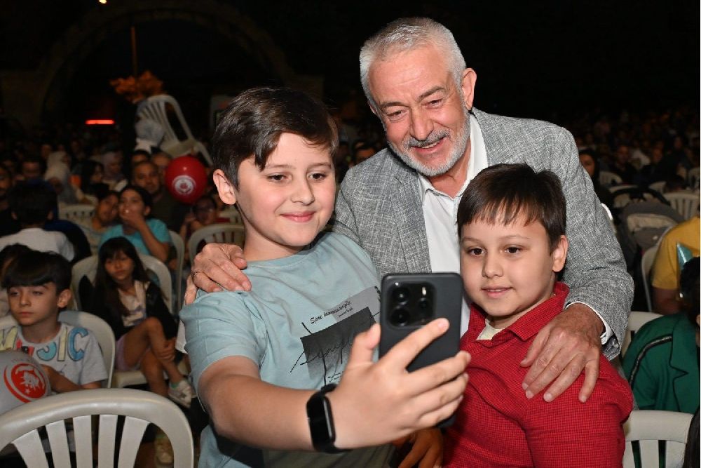 Hızırbey'de yıldızlar altında sinema keyfi