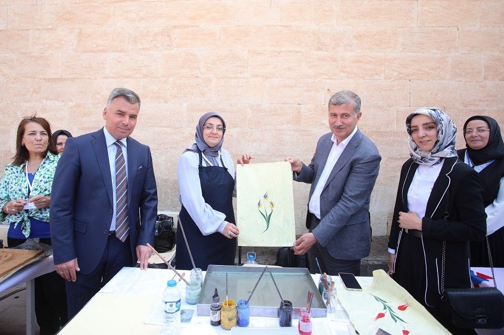 İshak Paşa Sarayı’nda gözdolduran sergi