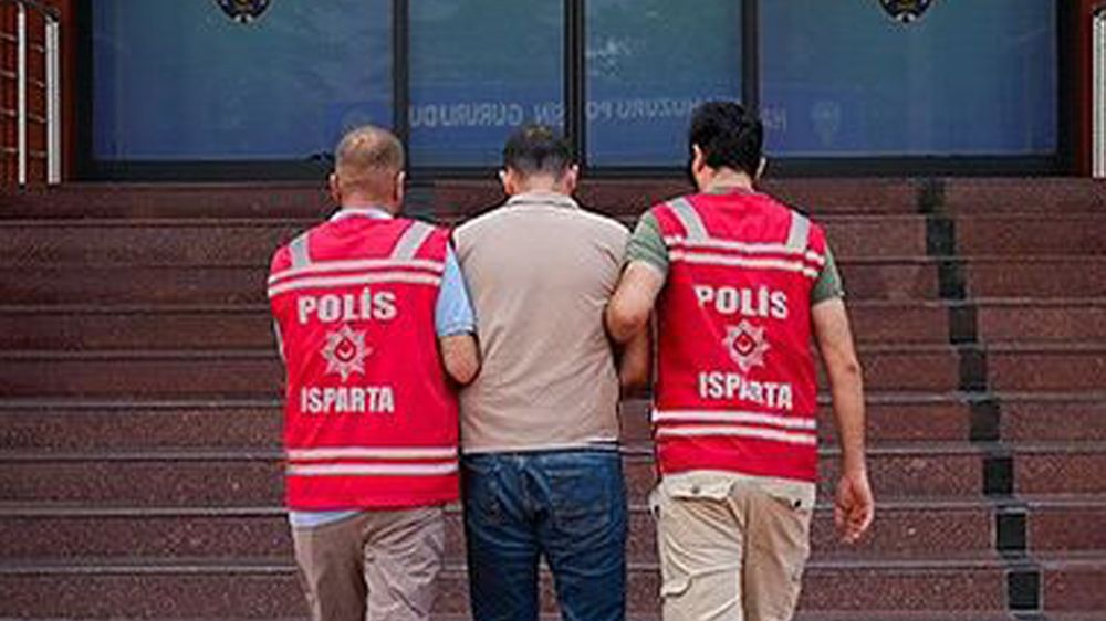 Isparta’da uyuşturucu ve ruhsatsız silah operasyonu