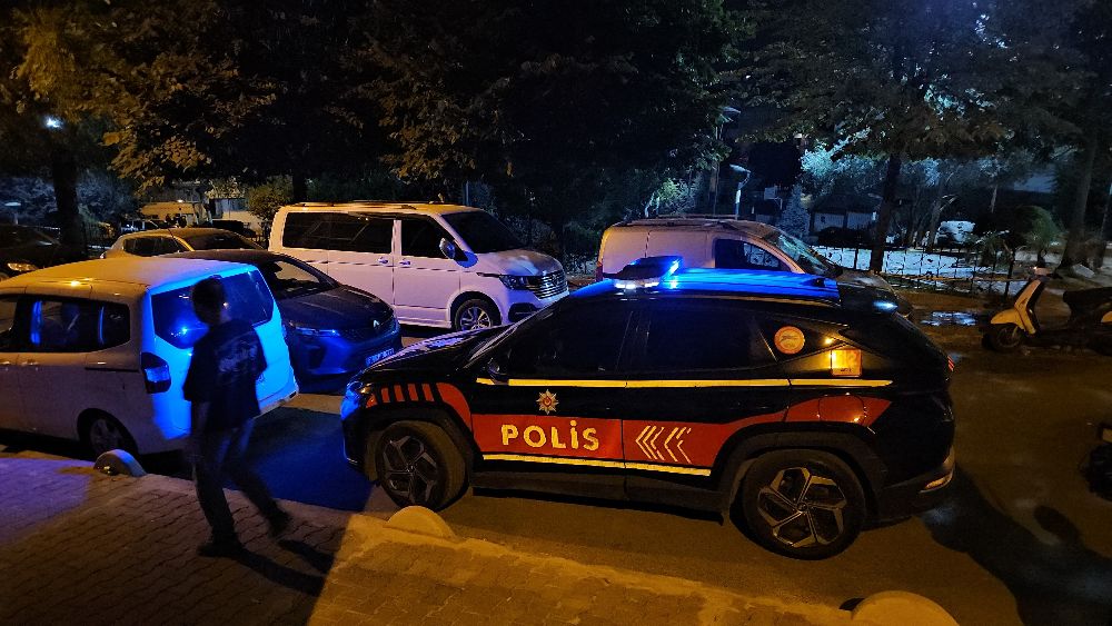 İstanbul Sultangazi'de bıçaklı saldırıya uğrayan genç hayatını kaybetti